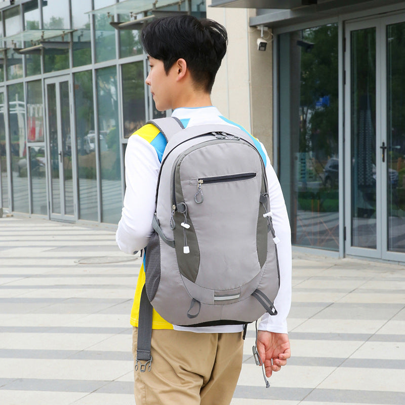 Nylon Waterproof Light Walking Travel Mountaineering Bag Men And Women