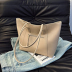 Trend Large Capacity Women's Shoulder Crossbody Handbag - product type - NovaVisio